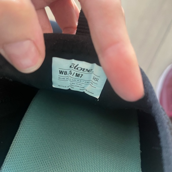 Clove sneakers - Picture 3 of 3